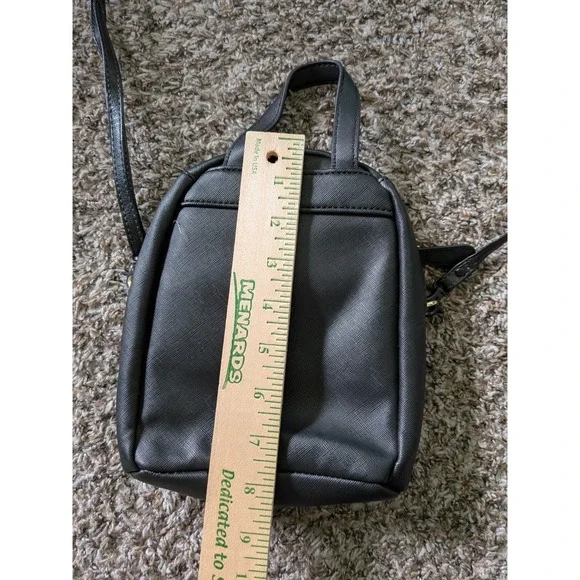 Betsey Johnson Floral Mini Backpack Crossbody Bag Black PVC Faux Leather 8" x 7" - Picture 4 of 9